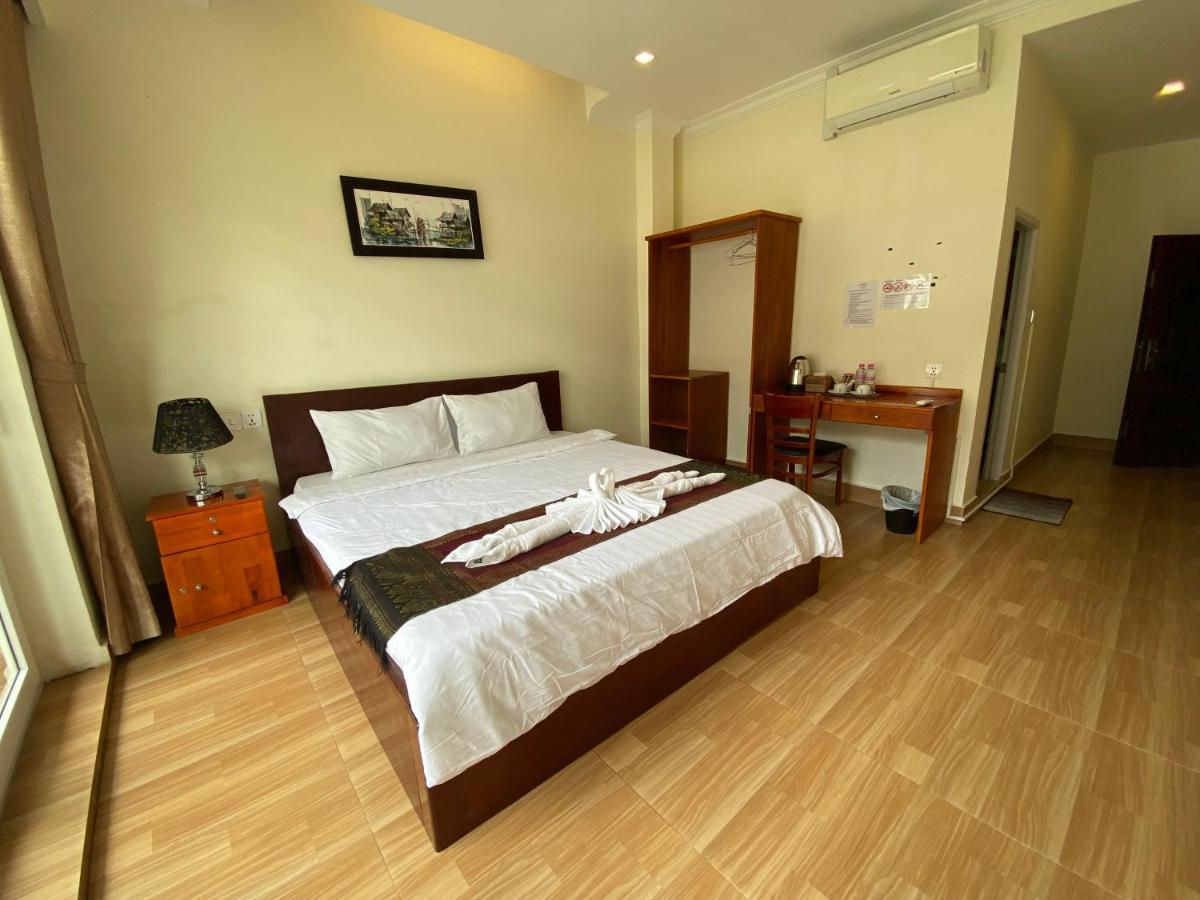 Phnom Penh Le Vincent Hotel Exteriör bild